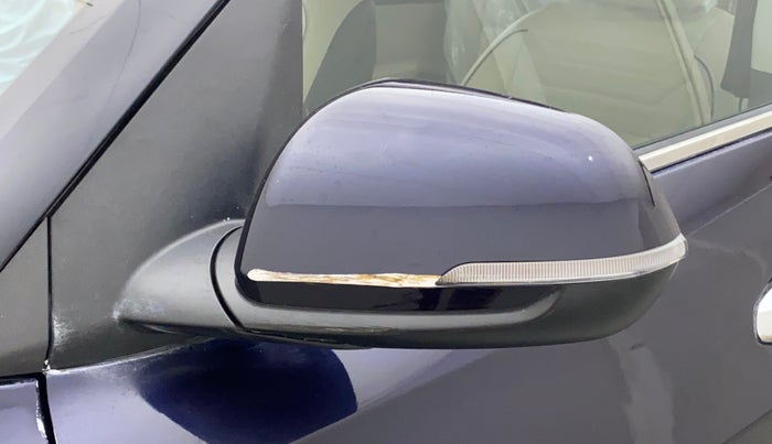 2022 KIA CARENS LUXURY PLUS 1.4 PETROL 7 STR, Petrol, Manual, 13,537 km, Left rear-view mirror - Minor scratches