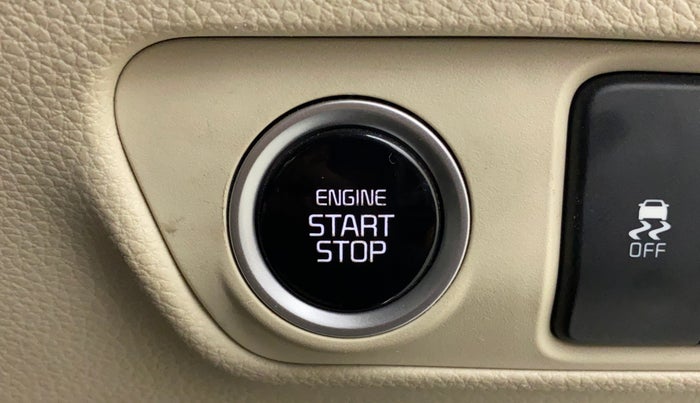 2022 KIA CARENS LUXURY PLUS 1.4 PETROL 7 STR, Petrol, Manual, 13,537 km, Keyless Start/ Stop Button
