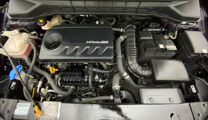 2022 KIA CARENS LUXURY PLUS 1.4 PETROL 7 STR, Petrol, Manual, 13,537 km, Open Bonet