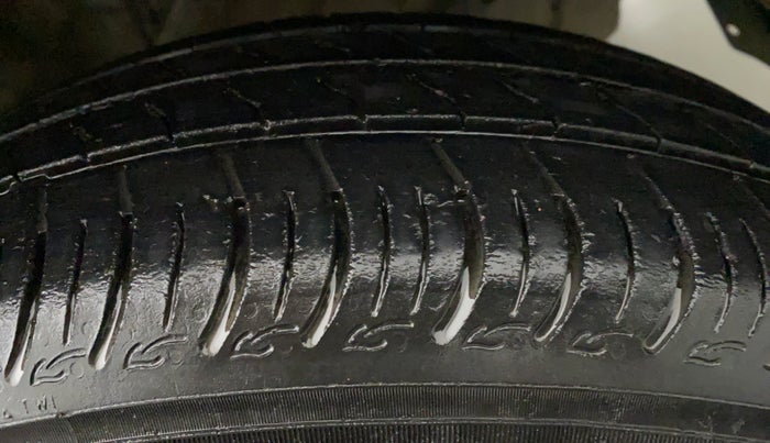 2020 Maruti S PRESSO VXI CNG, CNG, Manual, 44,144 km, Left Rear Tyre Tread
