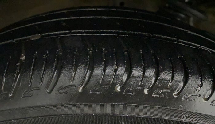 2020 Maruti S PRESSO VXI CNG, CNG, Manual, 44,144 km, Right Rear Tyre Tread