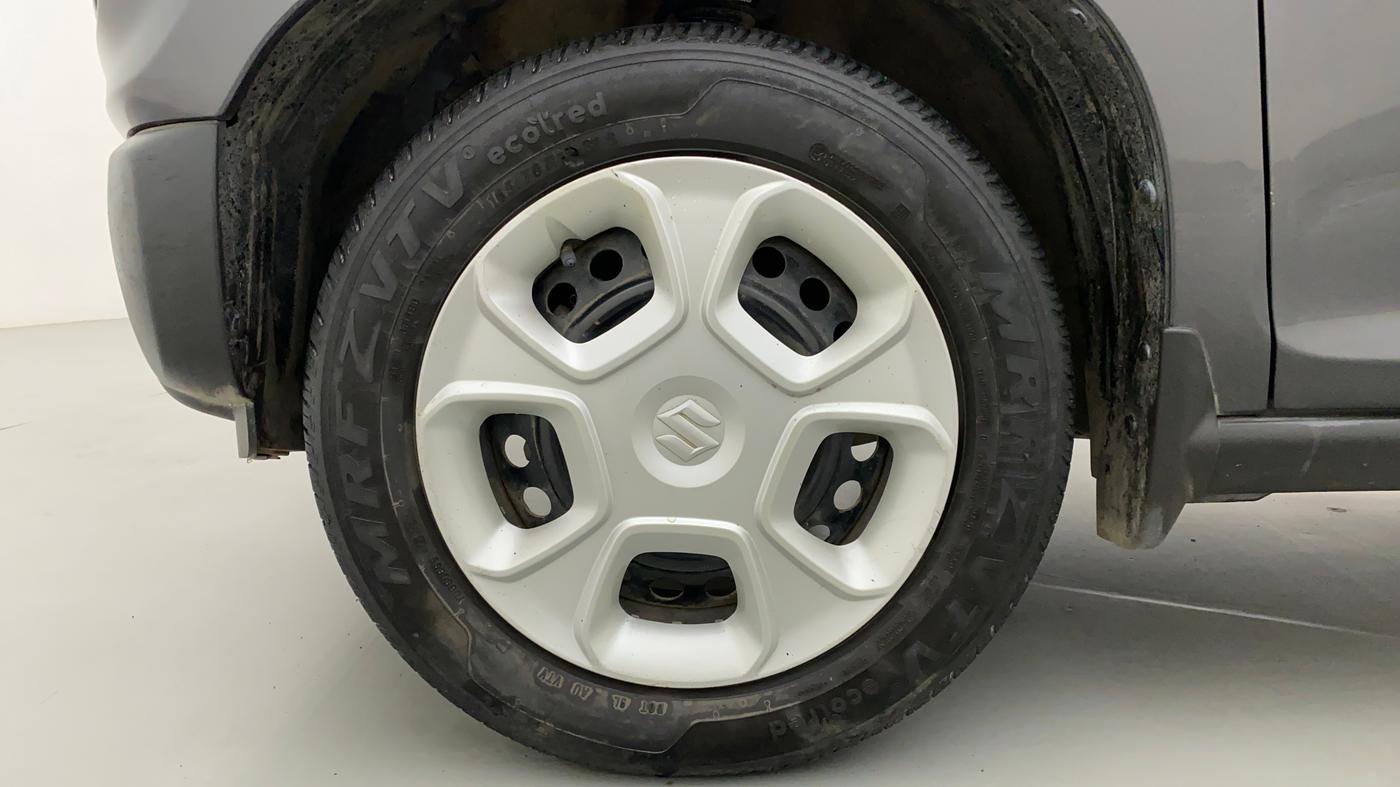 2020 Maruti S PRESSO VXI CNG, CNG, Manual, 44,144 km, Left Front Wheel