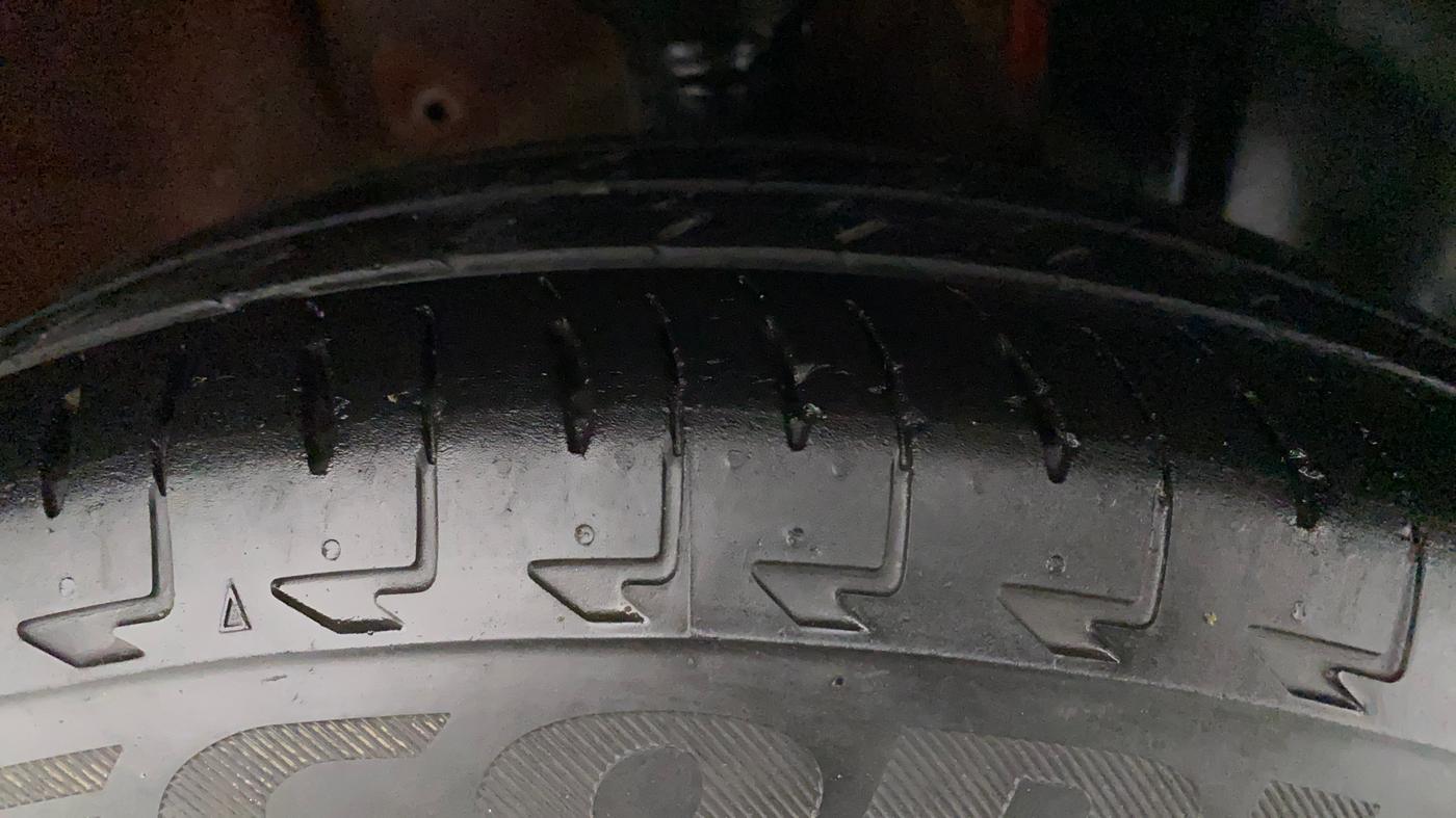 2021 Maruti Celerio ZXI AMT, Petrol, Automatic, 40,029 km, Right Front Tyre Tread