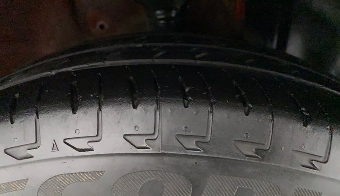2021 Maruti Celerio ZXI AMT, Petrol, Automatic, 40,029 km, Right Front Tyre Tread