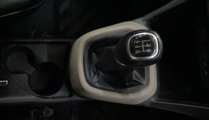 2019 Hyundai Grand i10 SPORTZ 1.2 KAPPA VTVT, Petrol, Manual, 68,297 km, Gear Lever