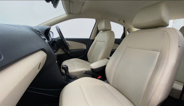 2017 Skoda Rapid STYLE 1.5 TDI AT, Diesel, Automatic, 94,742 km, Right Side Front Door Cabin