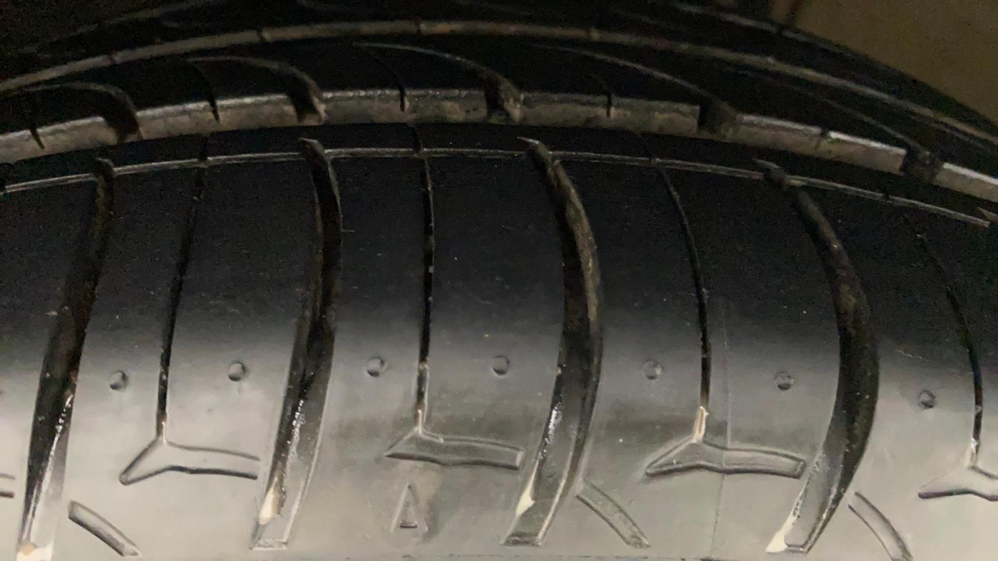 2017 Skoda Rapid STYLE 1.5 TDI AT, Diesel, Automatic, 94,742 km, Left Front Tyre Tread
