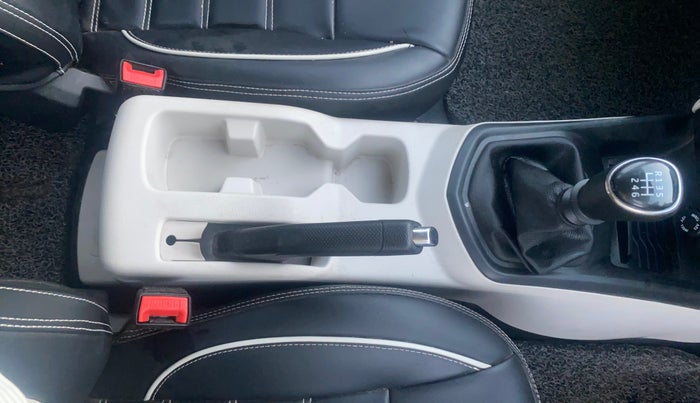 2022 Mahindra XUV300 W4 1.2 PETROL, Petrol, Manual, 23,259 km, Gear Lever