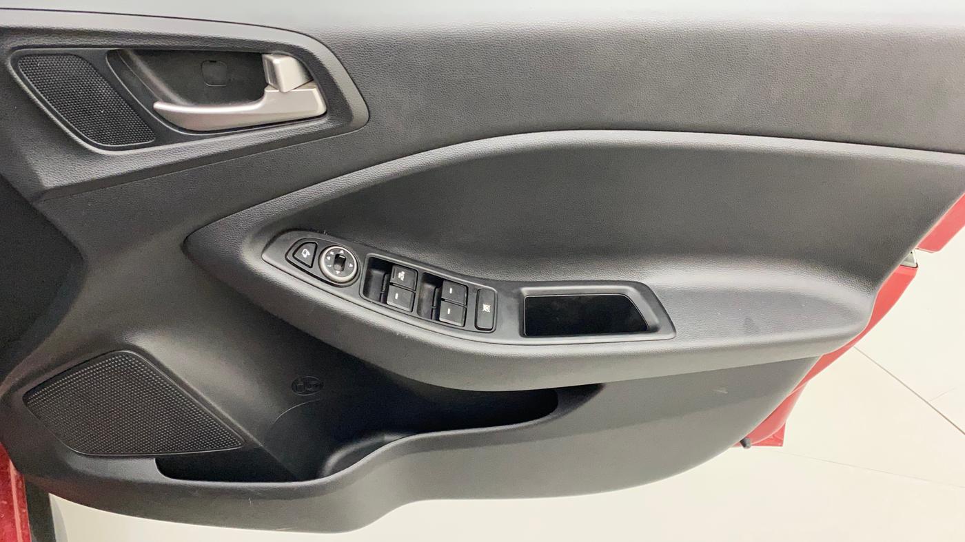 2019 Hyundai i20 Active 1.2 SX, Petrol, Manual, 15,347 km, Driver Side Door Panels Control