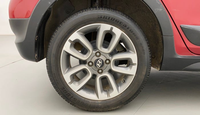 2019 Hyundai i20 Active 1.2 SX, Petrol, Manual, 15,347 km, Right Rear Wheel