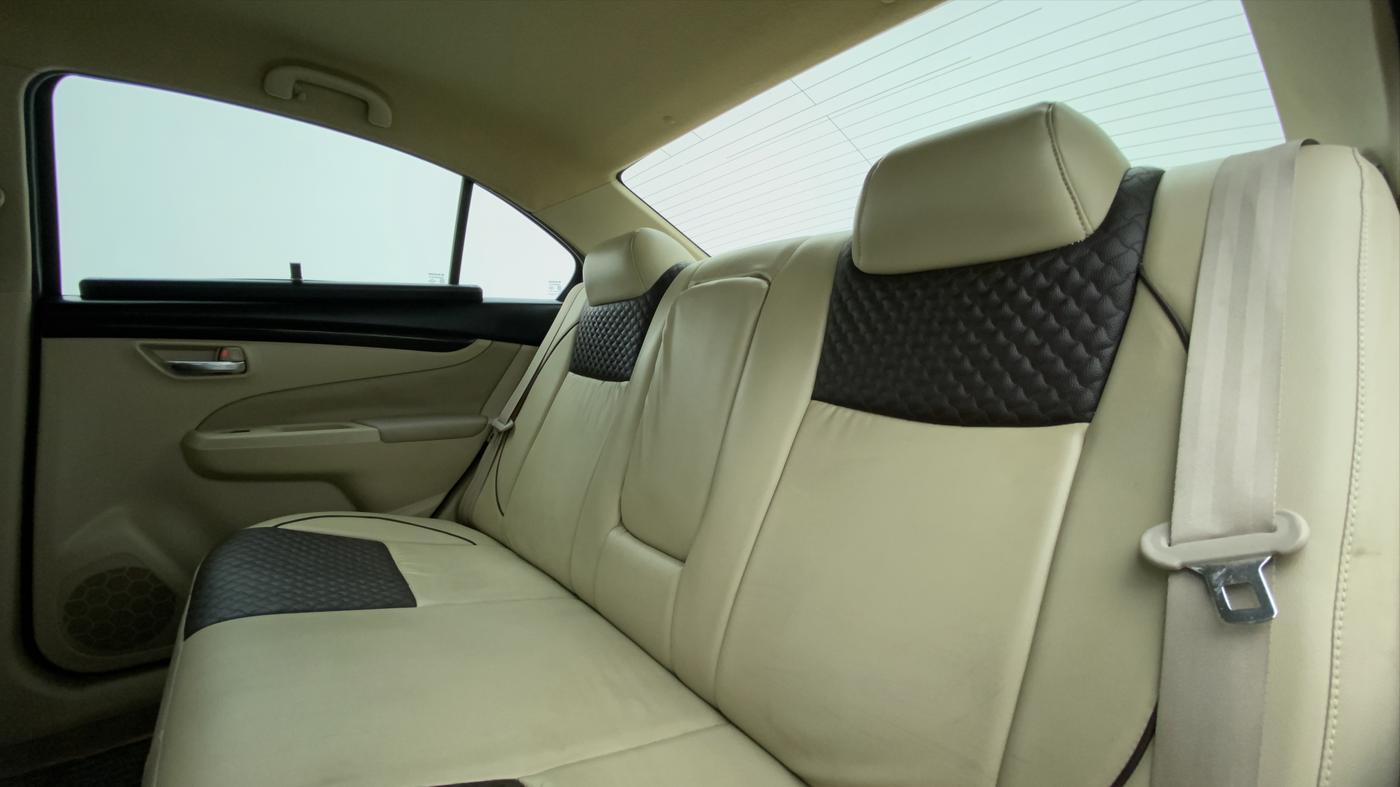 2016 Maruti Ciaz VXI+, CNG, Manual, 1,13,861 km, Right Side Rear Door Cabin