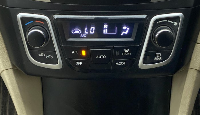 2016 Maruti Ciaz VXI+, CNG, Manual, 1,13,861 km, Automatic Climate Control