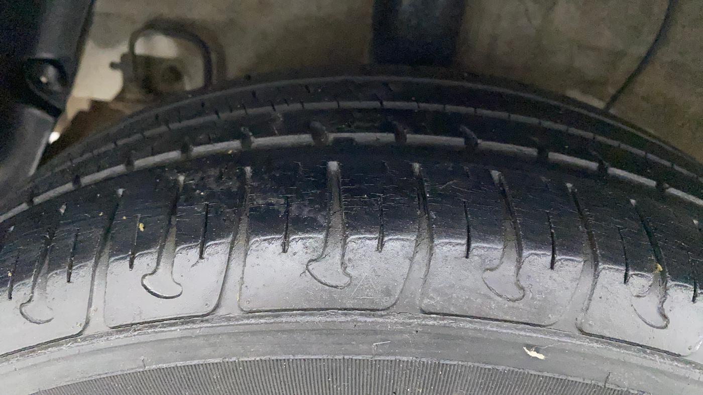 2016 Hyundai Xcent S 1.2, Petrol, Manual, 57,838 km, Right Rear Tyre Tread