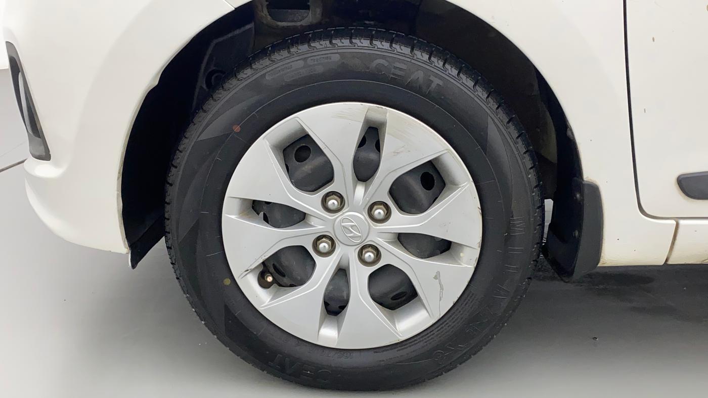 2016 Hyundai Xcent S 1.2, Petrol, Manual, 57,838 km, Left Front Wheel
