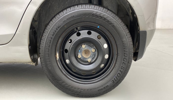 2012 Maruti Swift VXI, Petrol, Manual, 79,876 km, Left Rear Wheel