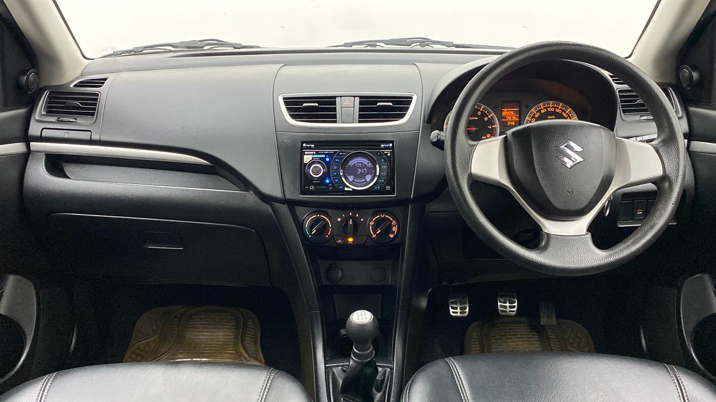 2012 Maruti Swift VXI, Petrol, Manual, 79,876 km, Dashboard