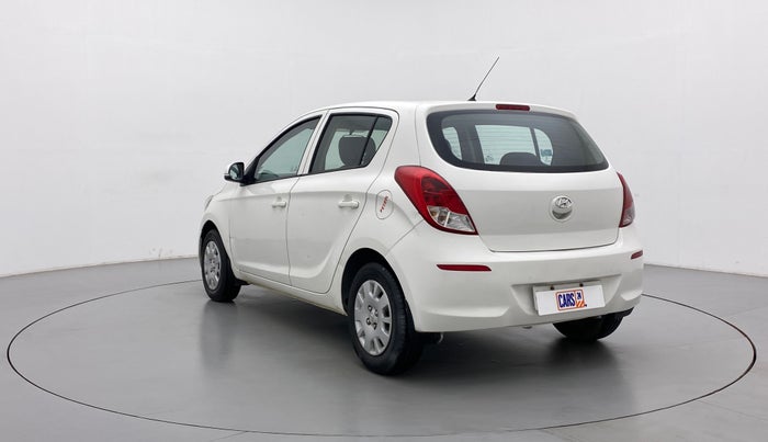 2013 Hyundai i20 MAGNA O 1.2, CNG, Manual, 95,593 km, Left Back Diagonal