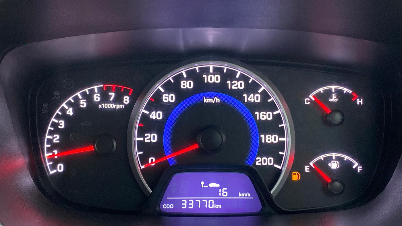 2017 Hyundai Grand i10 MAGNA 1.2 VTVT, Petrol, Manual, 33,798 km, Odometer Image