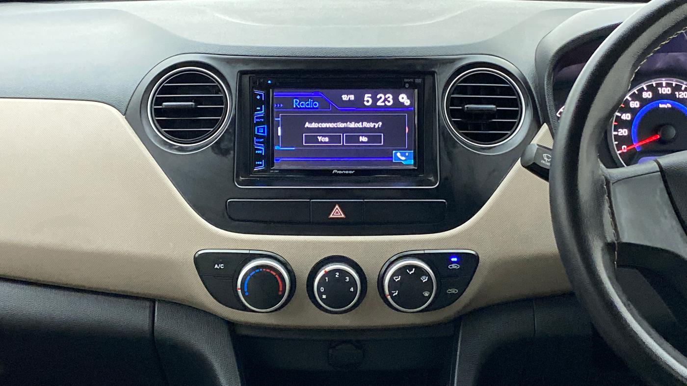 2017 Hyundai Grand i10 MAGNA 1.2 VTVT, Petrol, Manual, 33,798 km, Air Conditioner