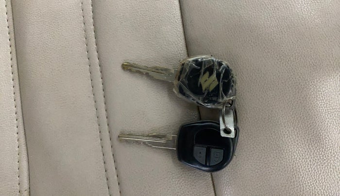 2017 Maruti Ertiga VXI CNG, CNG, Manual, 78,480 km, Key Close Up