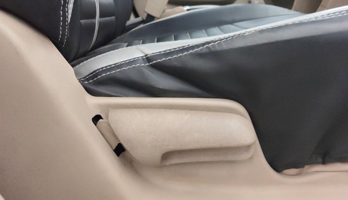 2014 Maruti Ertiga VXI, Petrol, Manual, 68,947 km, Driver Side Adjustment Panel