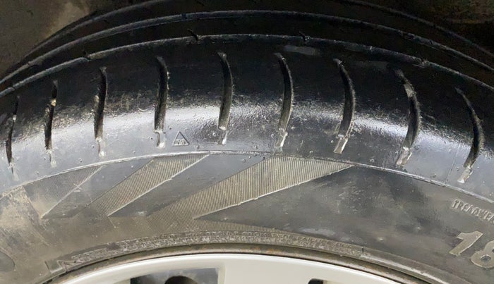 2017 Honda Jazz 1.2L I-VTEC S, Petrol, Manual, 64,425 km, Right Rear Tyre Tread