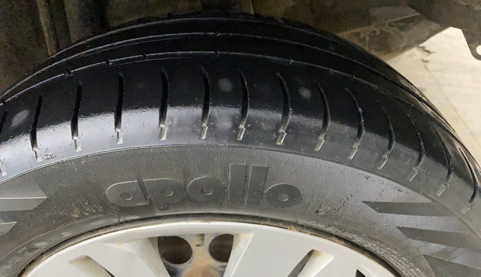 2017 Honda Jazz 1.2L I-VTEC S, Petrol, Manual, 64,425 km, Left Rear Tyre Tread