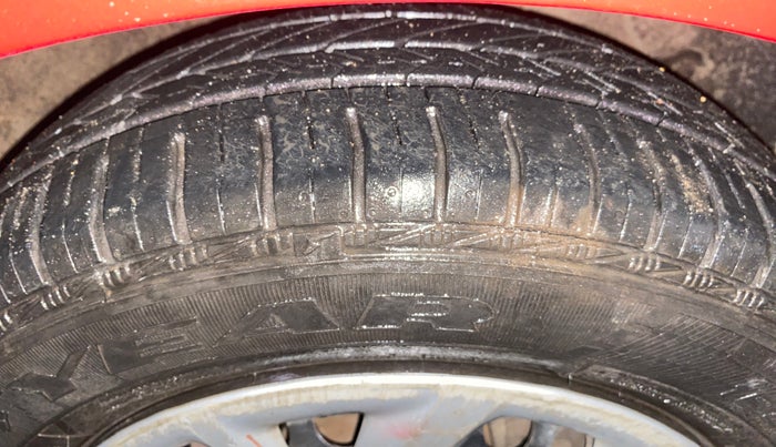 2017 Hyundai Grand i10 SPORTZ (O) 1.2 KAPPA VTVT, Petrol, Manual, 48,133 km, Right Front Tyre Tread