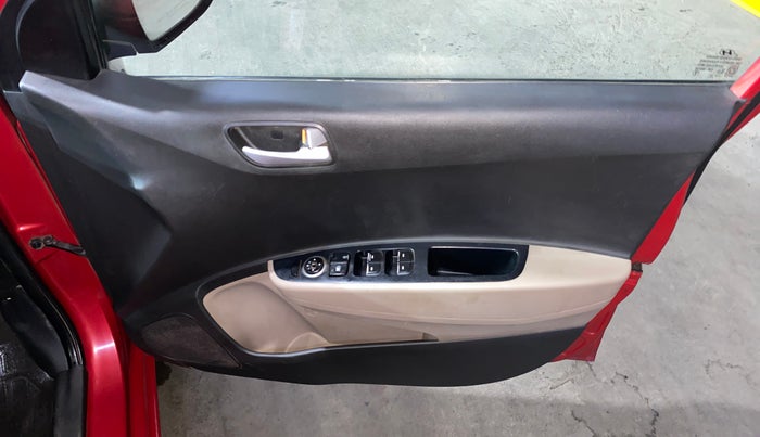 2017 Hyundai Grand i10 SPORTZ (O) 1.2 KAPPA VTVT, Petrol, Manual, 48,133 km, Driver Side Door Panels Control