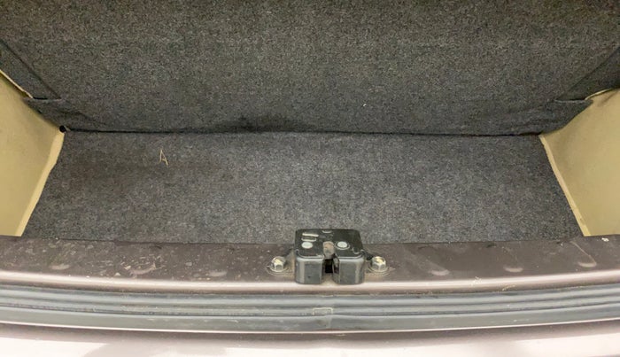 2013 Honda Brio VX AT, Petrol, Automatic, 98,343 km, Boot Inside