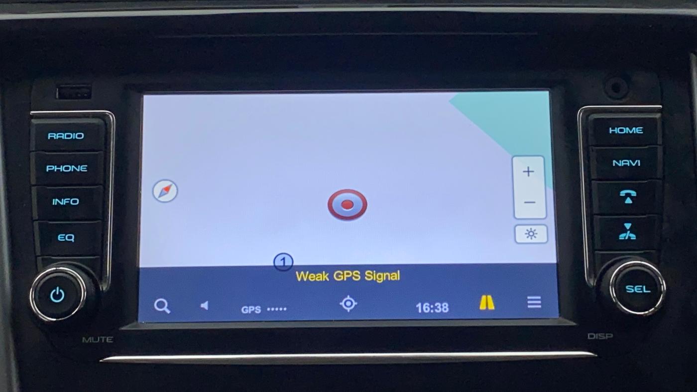 2017 Mahindra KUV 100 NXT K8 P 6 STR, Petrol, Manual, 18,220 km, Navigation System