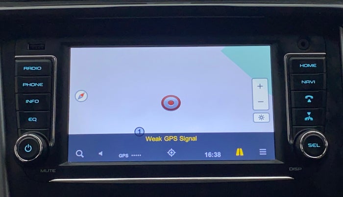 2017 Mahindra KUV 100 NXT K8 P 6 STR, Petrol, Manual, 18,220 km, Navigation System