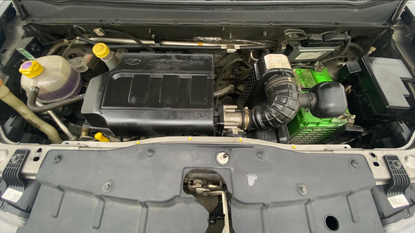 2017 Mahindra KUV 100 NXT K8 P 6 STR, Petrol, Manual, 18,220 km, Open Bonet