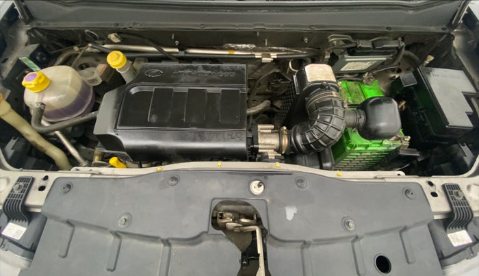 2017 Mahindra KUV 100 NXT K8 P 6 STR, Petrol, Manual, 18,220 km, Open Bonet