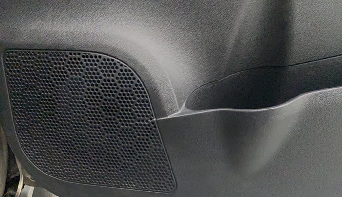 2017 Mahindra KUV 100 NXT K8 P 6 STR, Petrol, Manual, 18,220 km, Speaker