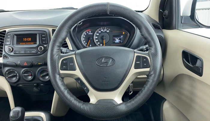 2021 Hyundai NEW SANTRO 1.1 MAGNA MT, Petrol, Manual, 5,675 km, Steering Wheel Close Up