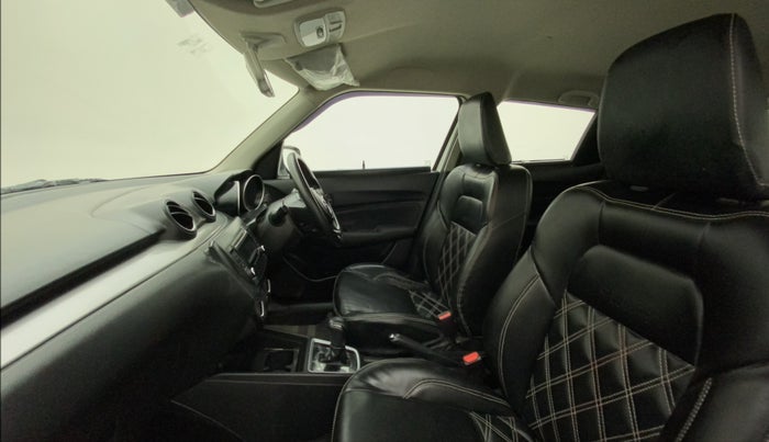 2020 Maruti Swift VXI AMT, Petrol, Automatic, 44,282 km, Right Side Front Door Cabin