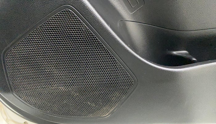 2020 Maruti Swift VXI AMT, Petrol, Automatic, 44,282 km, Speaker