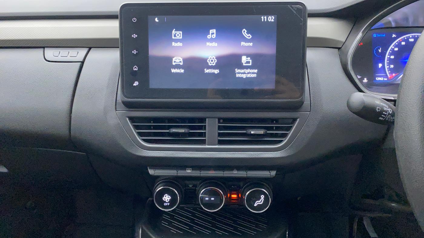 2021 Renault Kiger RXZ CVT 1.0 TURBO, Petrol, Automatic, 13,372 km, Air Conditioner