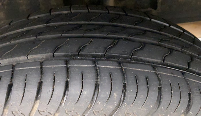 2021 Renault Kiger RXZ CVT 1.0 TURBO, Petrol, Automatic, 13,372 km, Left Rear Tyre Tread