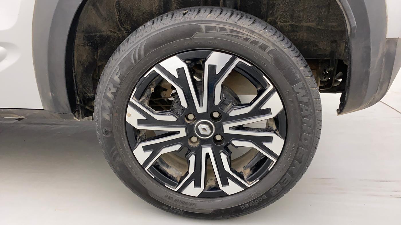 2021 Renault Kiger RXZ CVT 1.0 TURBO, Petrol, Automatic, 13,372 km, Left Rear Wheel