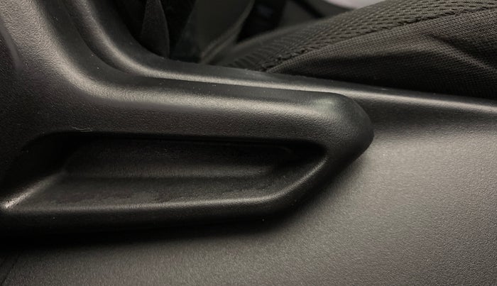 2022 Tata NEXON XMA SUNROOF PETROL, Petrol, Automatic, 37,447 km, Driver Side Adjustment Panel