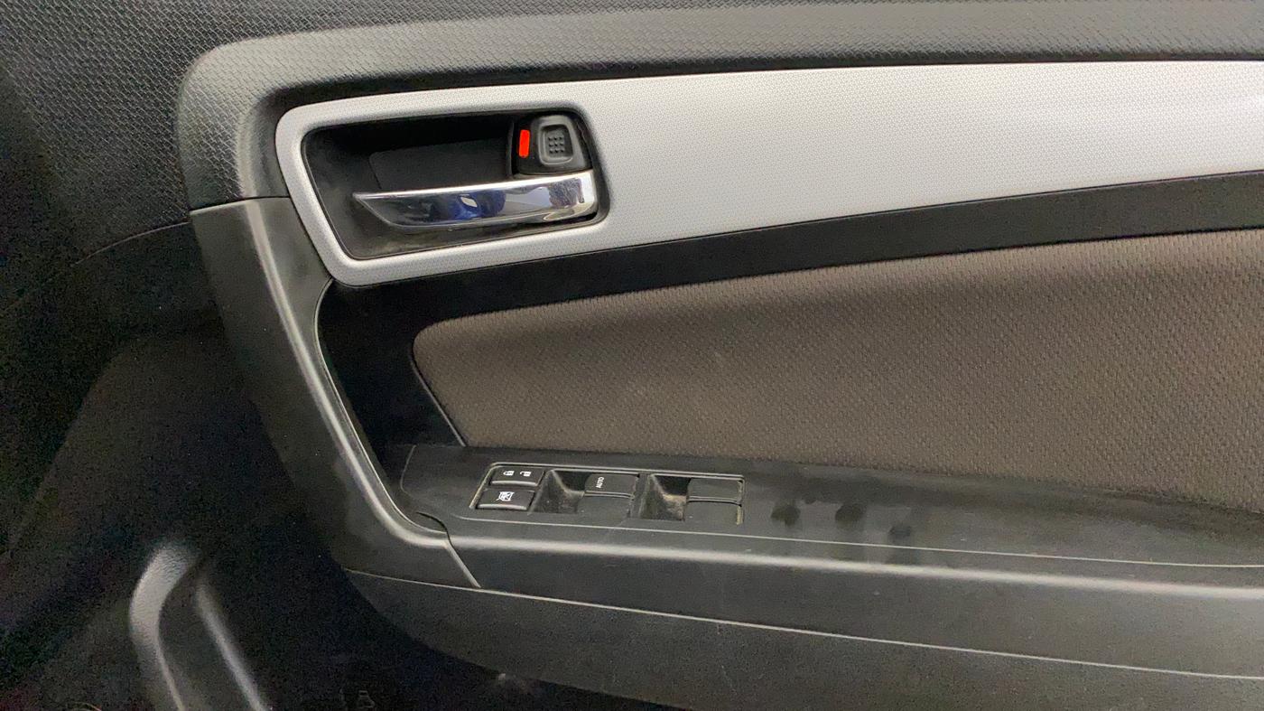 2020 Toyota URBAN CRUISER PREMIUM GRADE AT, Petrol, Automatic, 44,653 km, Driver Side Door Panels Control