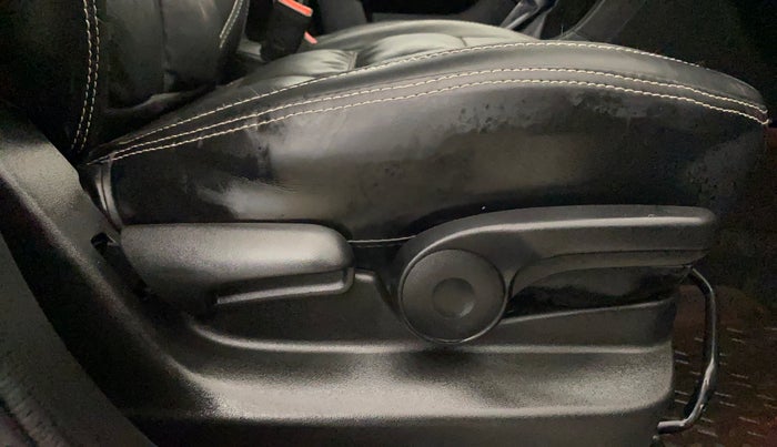 2020 Toyota URBAN CRUISER PREMIUM GRADE AT, Petrol, Automatic, 44,594 km, Driver Side Adjustment Panel