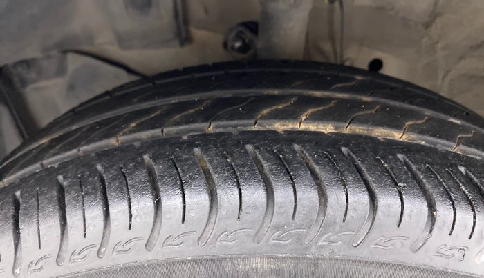 2020 Honda Amaze 1.2L I-VTEC VX, Petrol, Manual, 24,145 km, Left Front Tyre Tread