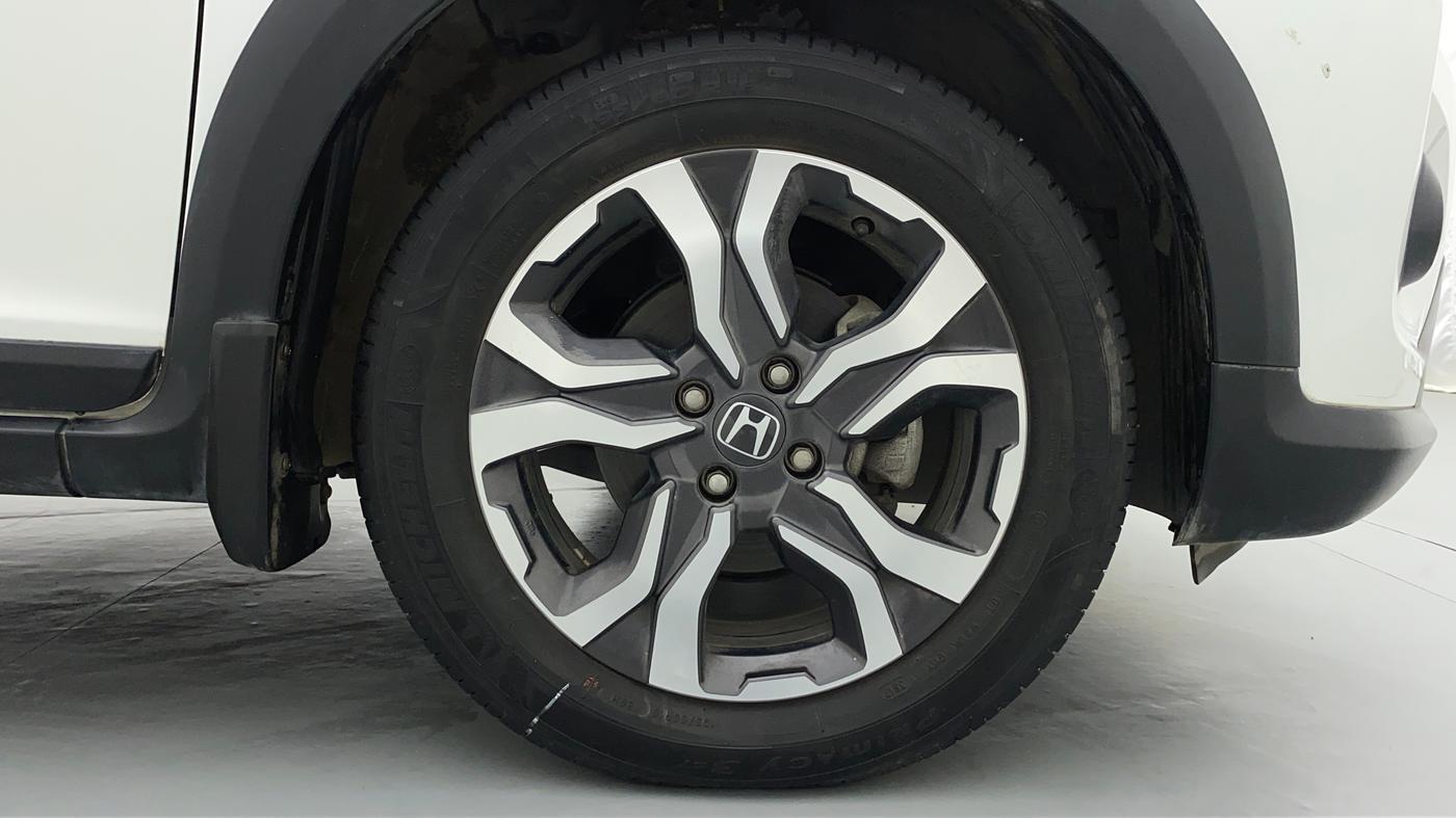 2018 Honda WR-V 1.2 i-VTEC VX MT, Petrol, Manual, 17,111 km, Right Front Wheel