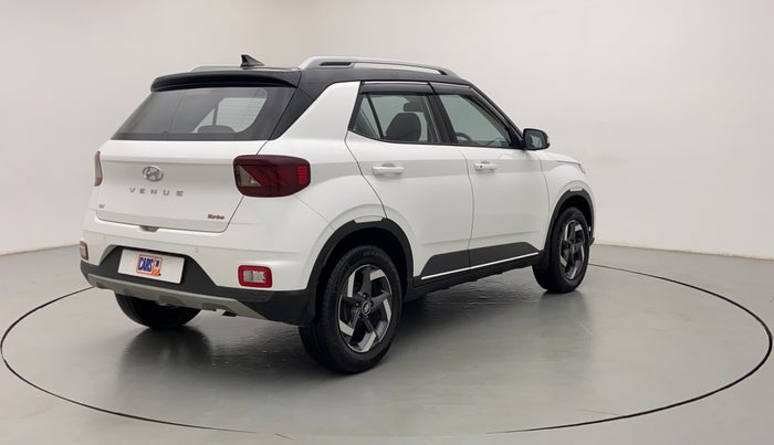 2019 Hyundai VENUE 1.0 SX TURBO GDI DUAL TONE, Petrol, Manual, 26,294 km, Right Back Diagonal
