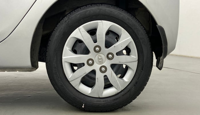 2015 Hyundai Eon MAGNA PLUS, Petrol, Manual, 48,490 km, Left Rear Wheel