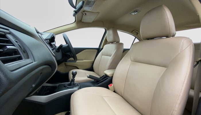 2017 Honda City V MT PETROL, Petrol, Manual, 40,622 km, Right Side Front Door Cabin