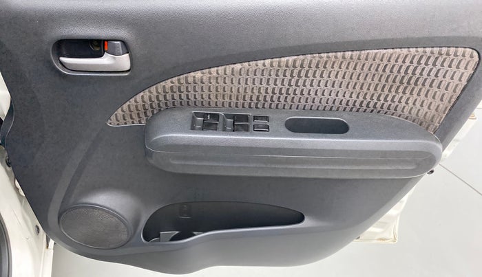2014 Maruti Ritz VXI, Petrol, Manual, 77,190 km, Driver Side Door Panels Control